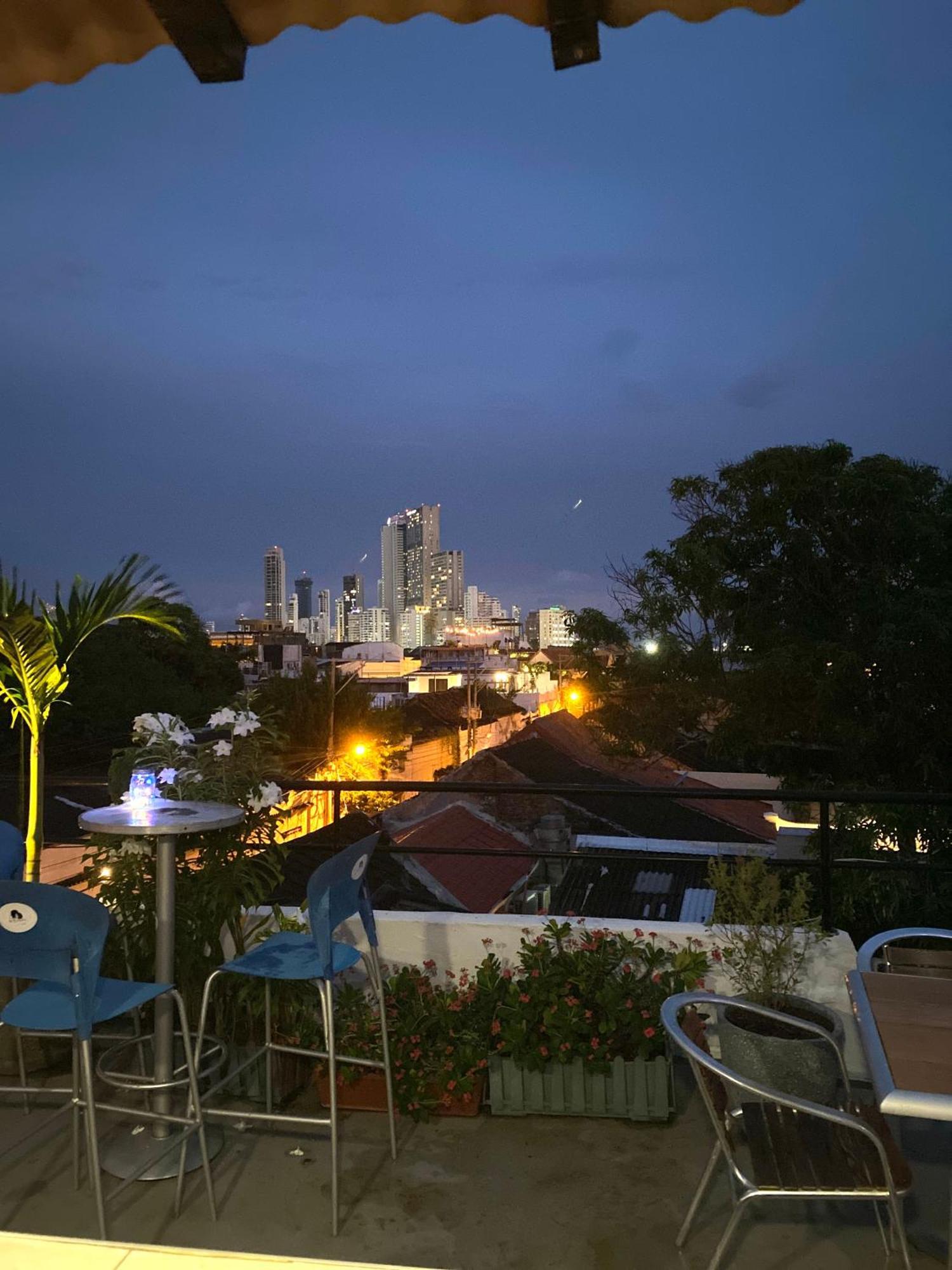 La Viduka Hostel Cartagena Екстериор снимка